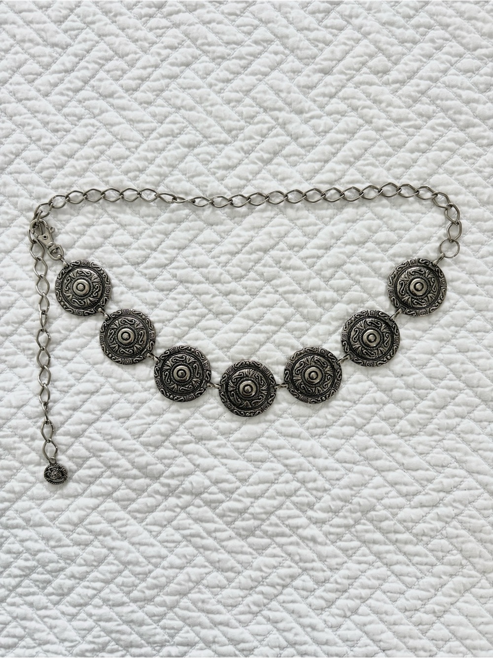 VINTAGE Y2K Silver Tone Medallion Chain Belt Jewelry Feline Charm 41” Boho Fest